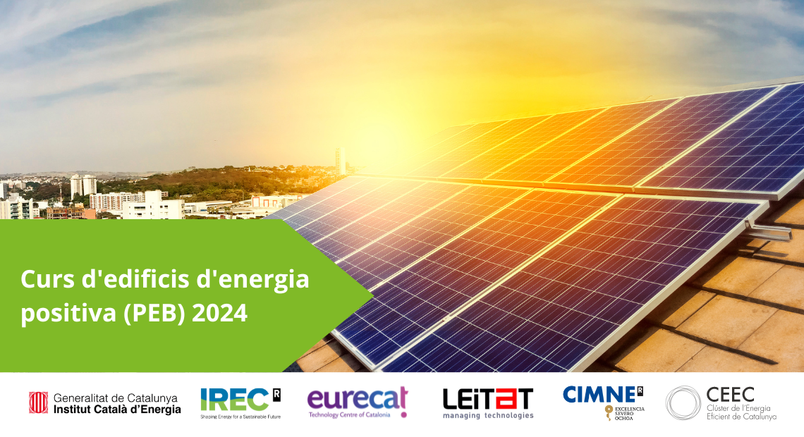 Imatge promocional sobre el Curs d'edificis d'energia positiva de 2024. La imatge conté unes plaques solars il·luminades amb llum del Sol.